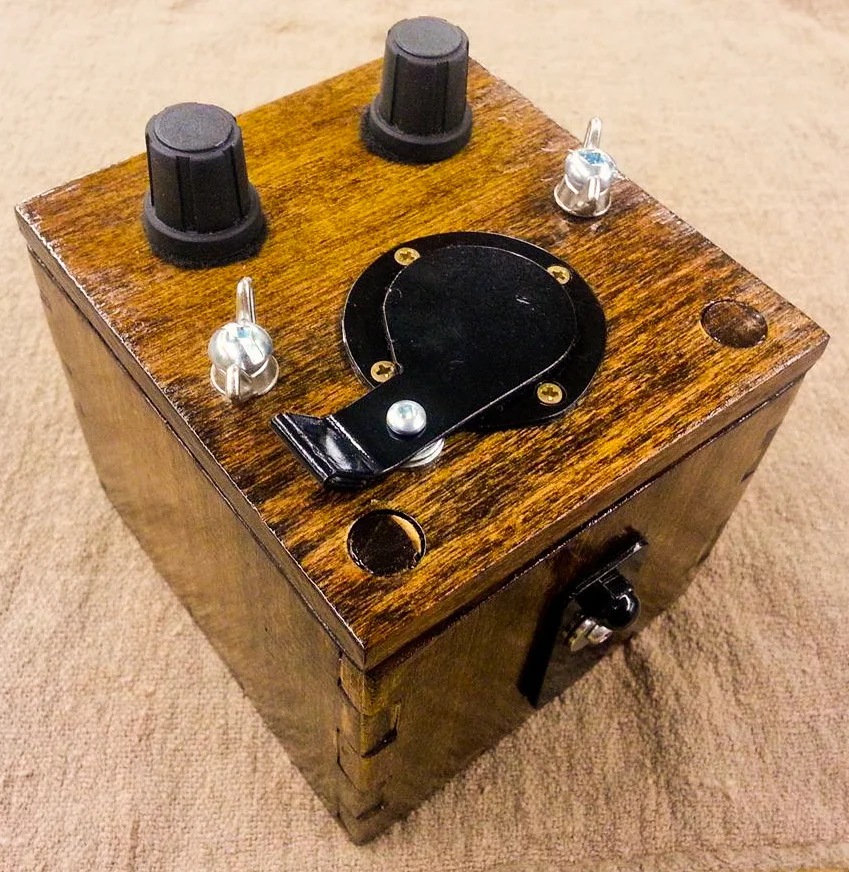 Build an Anamorphic Pinhole Camera by Instructables