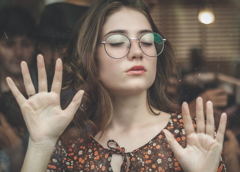 Converging vs. Diverging Lens What's the Difference? Optics Mag