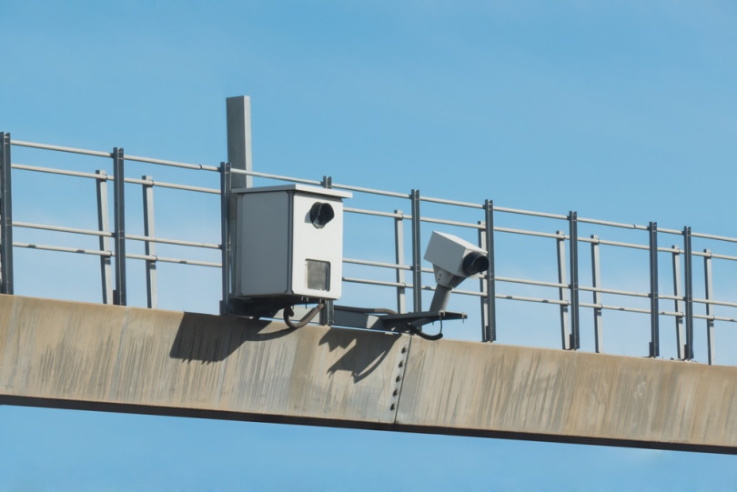 6 Types of Traffic Cameras (With Pictures) Optics Mag