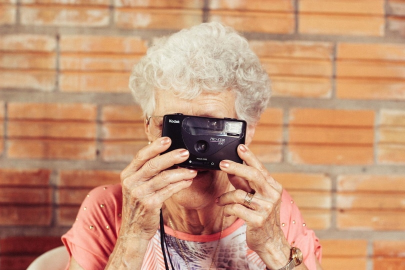 oldwoman using camera