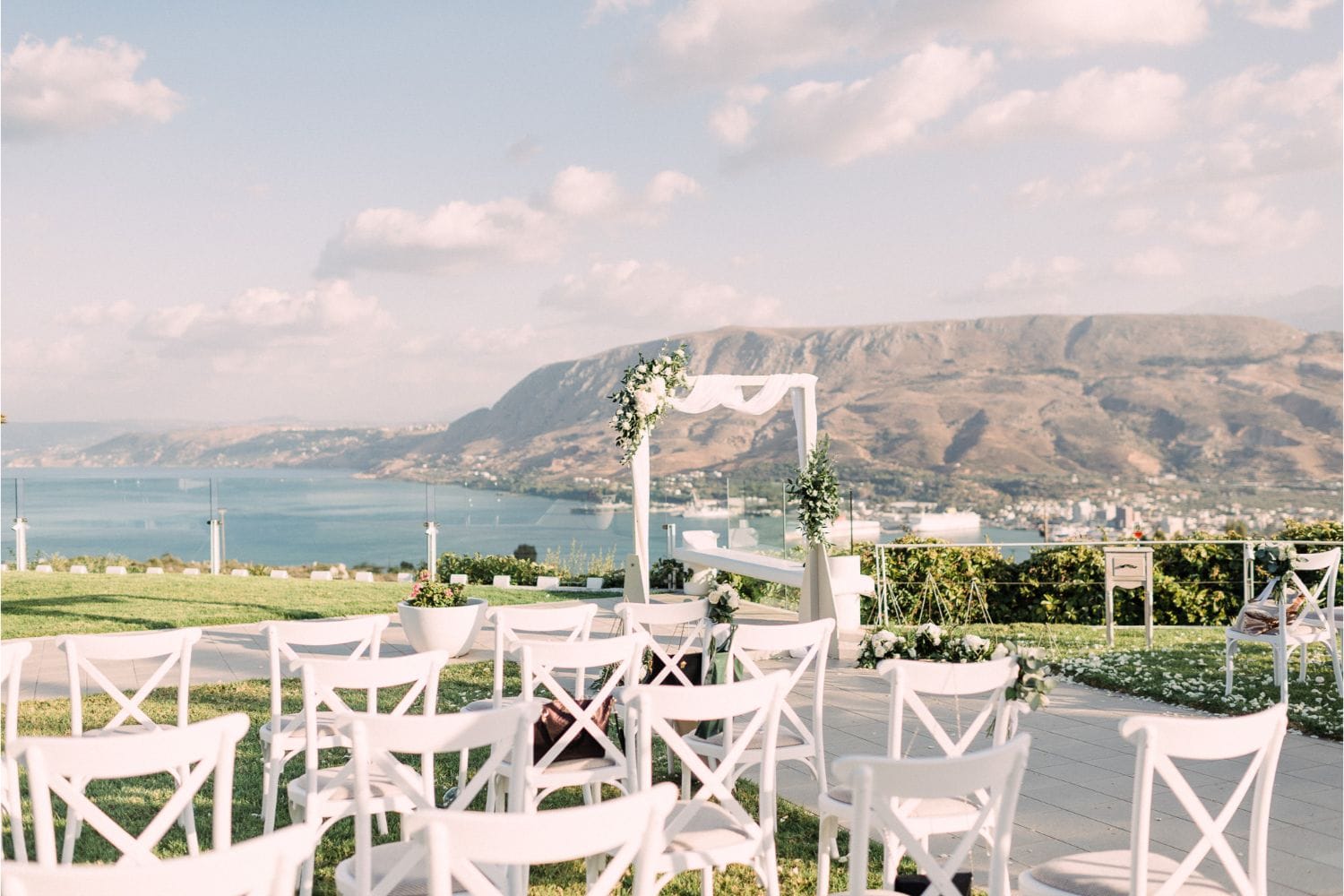 Guests Arriving by crete for love