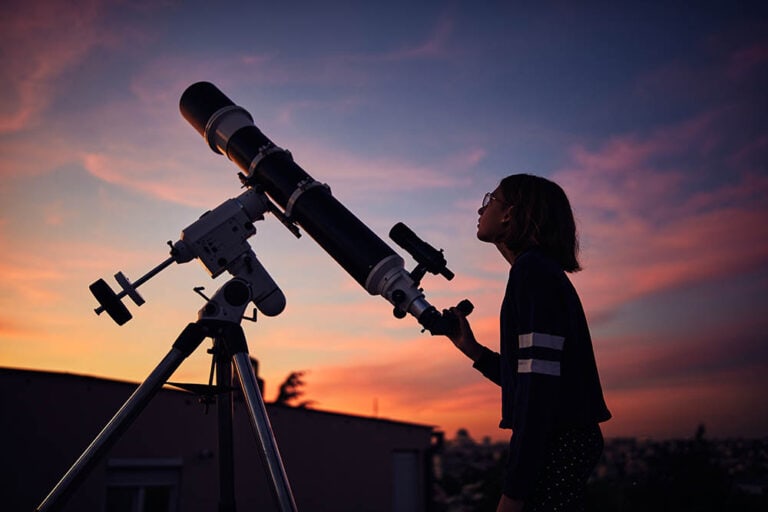 What Is a Refractor Telescope? An Indepth Explanation Optics Mag