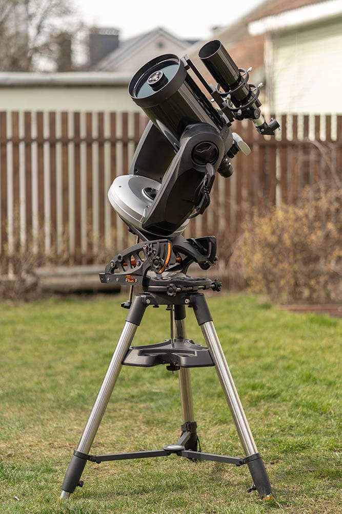 How Does a Telescope Work? Optics Mag