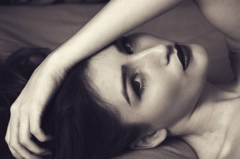 black and white portrait of a woman