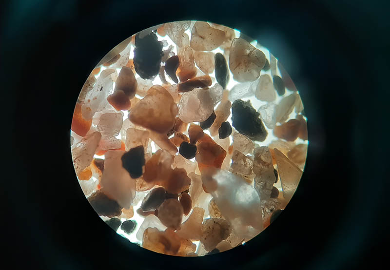 sand particles as seen on microscope